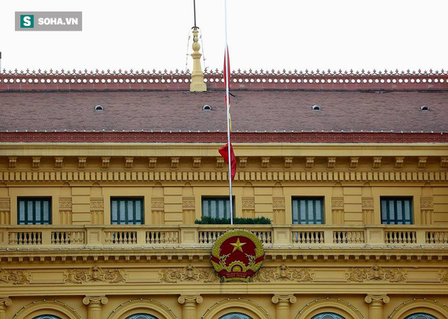  [TRỰC TIẾP] Khắp nơi treo cờ rủ Quốc tang Chủ tịch nước Trần Đại Quang - Ảnh 18.