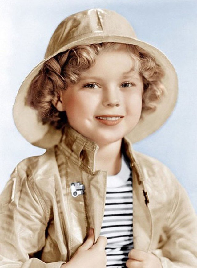 Cuộc đời Shirley Temple: Từ thần đồng diễn xuất đoạt giải Oscar khi mới 7 tuổi đến nữ chính trị gia kiệt xuất được tổng thống Mỹ nể trọng - Ảnh 12.