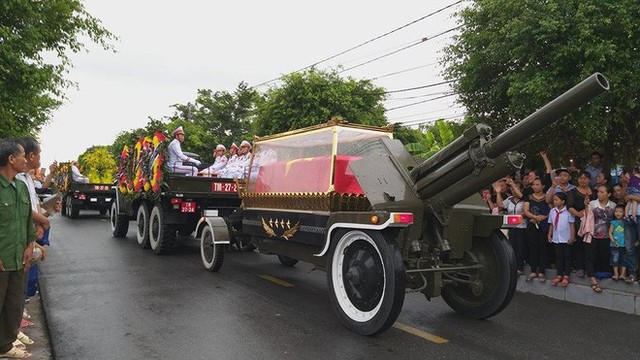 Chủ tịch nước Trần Đại Quang trở về đất mẹ - Ảnh 36.