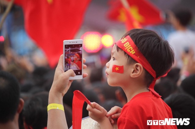 Những khoảnh khắc chứng minh Olympic Việt Nam vô địch trong lòng hàng triệu người hâm mộ - Ảnh 13.
