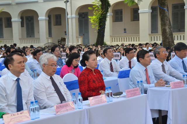 Chủ tịch nước Trần Đại Quang: Giáo dục luôn được đặt ở vị trí trung tâm - Ảnh 10.