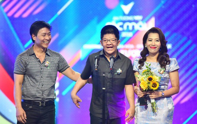 VTV Award 2018: Táo Quân đột ngột xuất hiện, U23 và bé Bôm đoạt giải thưởng quan trọng - Ảnh 4.