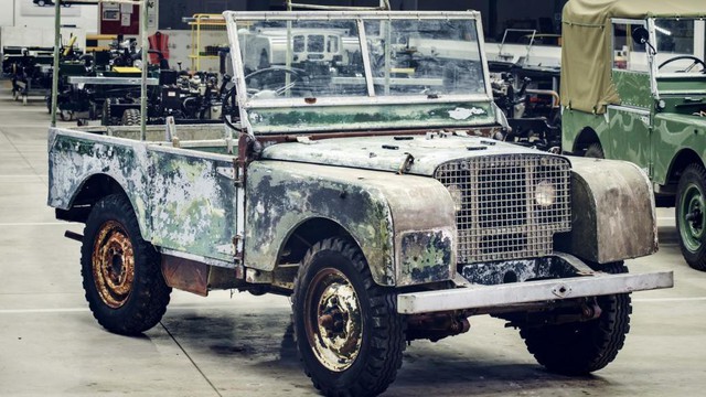 Land Rover sẽ phục chế chiếc xe kinh điển đầu tiên của hãng - Ảnh 1.