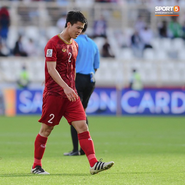 Nếu Công Phượng xử lý nhanh hơn, Duy Mạnh đã không lỡ hẹn trận đấu cuối cùng ở vòng bảng Asian Cup 2019 - Ảnh 5.