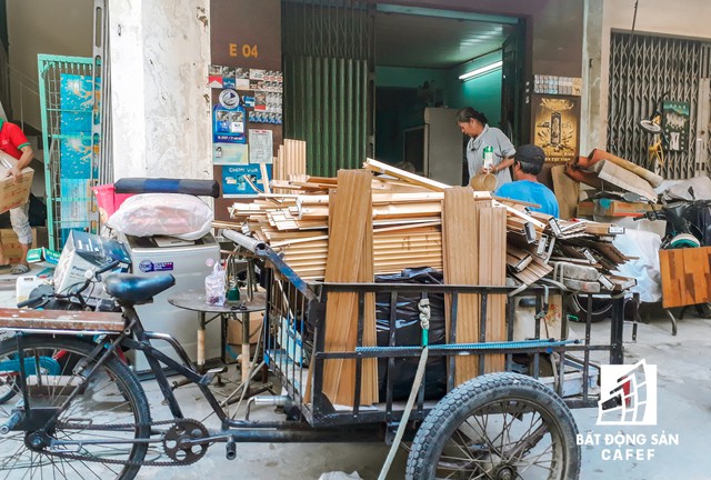 Cận cảnh chung cư nghiêng tại TP.HCM khiến nhiều hộ dân tháo chạy  - Ảnh 12.