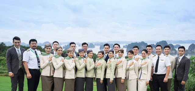  Nhận chứng chỉ AOC, Bamboo Airways chính thức được quyền bay thương mại - Ảnh 1.