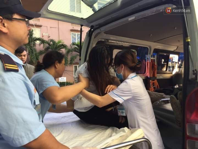 Người cứu 10 nạn nhân vụ xe khách lao xuống đèo Hải Vân: Nhiều em mắc kẹt trong xe gào khóc, kêu cứu thất thanh - Ảnh 10.