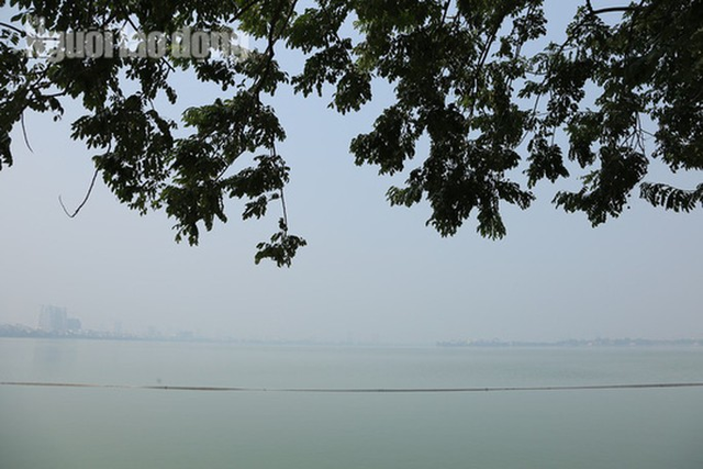 Hình ảnh không khí đặc quánh, mờ mịt ở Hà Nội - Ảnh 7.