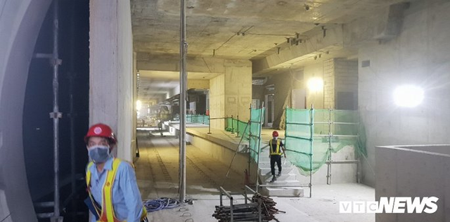 Cận cảnh đường hầm metro Bến Thành - Suối Tiên có nguy cơ trễ hẹn khai thác vào năm 2020 - Ảnh 6.