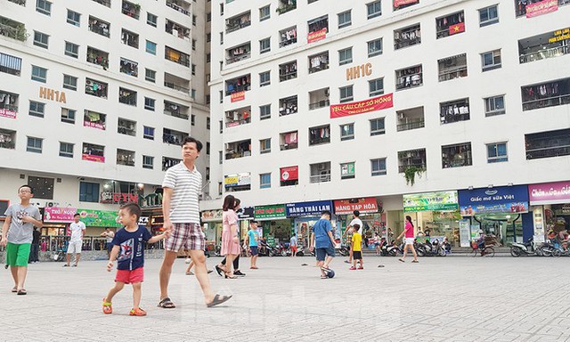 ‘Làn sóng’ băng rôn đòi sổ hồng ở chung cư HH Linh Đàm - Ảnh 5.