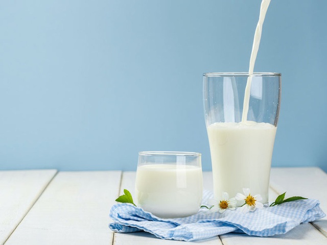 Chuyên gia cảnh báo: Những hiểu lầm khi uống sữa đang phá hủy sức khỏe của con người - Ảnh 3.