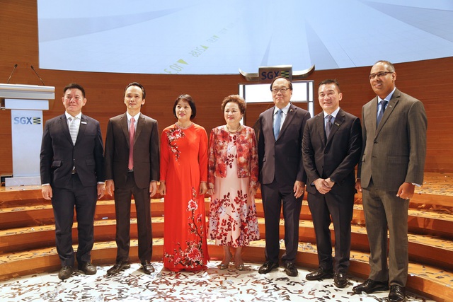 Chủ tịch FLC đánh cồng mở màn phiên giao dịch 20 năm thành lập Sàn Chứng khoán Singapore, hẹn khởi động lại việc niêm yết FLC tại Singapore năm 2020 hoặc 2021 - Ảnh 2.