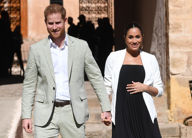 Meghan Markle lại gây sóng gió khi quyết định mang bầu đứa con thứ 2 nhưng bị phản đối dữ dội vì trái quy tắc - Ảnh 1.