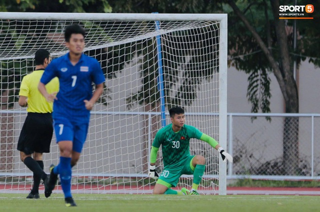 Tròn 10 năm HLV trưởng U23 Việt Nam bóp cổ thủ môn ở chung kết SEA Games: Khoảnh khắc ám ảnh vẫn chưa có lời giải - Ảnh 3.