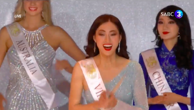 Chung kết Miss World 2019: Lương Thùy Linh làm nên kỳ tích khi lọt hẳn vào Top 12, tự tin bắn tiếng Anh trước hàng nghìn khán giả! - Ảnh 6.