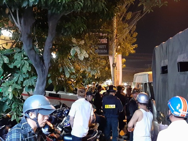  Cảnh sát Đồng Nai phong tỏa một bệnh viện ở Biên Hòa  - Ảnh 4.