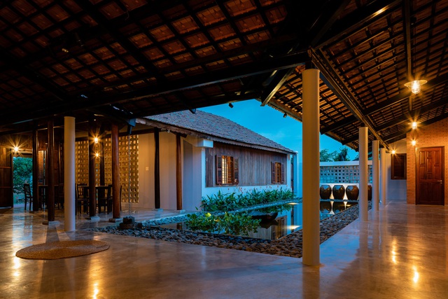 Sau phục dựng, ngôi nhà truyền thống ở Củ Chi được so sánh với ốc đảo - Ảnh 13.
