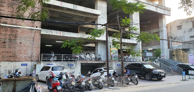 Tòa nhà chọc trời bỏ hoang giữa trung tâm thành phố Hải Phòng - Ảnh 3.