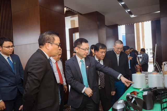 Đại sứ quán Mỹ đến thăm và chúc mừng An Phát Holdings nhân dịp xây dựng nhà máy sản xuất tại Mỹ - Ảnh 1. Đại sứ quán Mỹ đến thăm và chúc mừng An Phát Holdings nhân dịp xây dựng nhà máy sản xuất tại Mỹ - Ảnh 1.