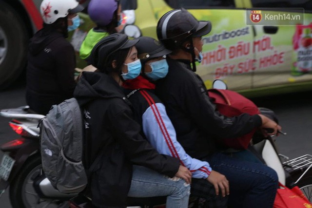 Kết thúc ngày làm việc cuối cùng của năm cũ: Người người vượt khói bụi kẹt xe, hân hoan về quê ăn Tết - Ảnh 26.