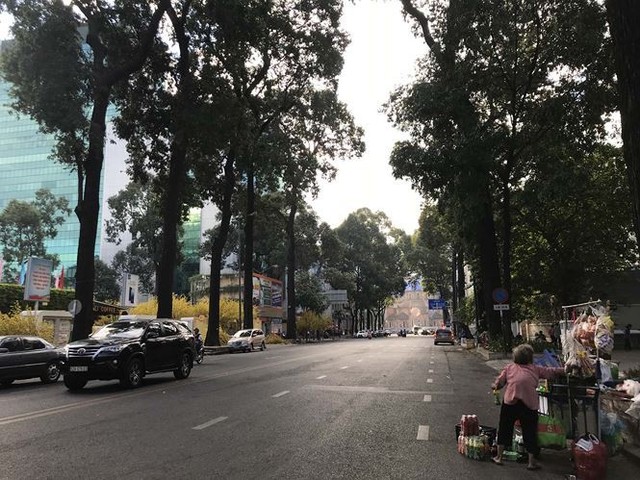 Ngày đầu đi làm sau kỳ nghỉ Tết, trung tâm Sài Gòn thông thoáng - Ảnh 10.