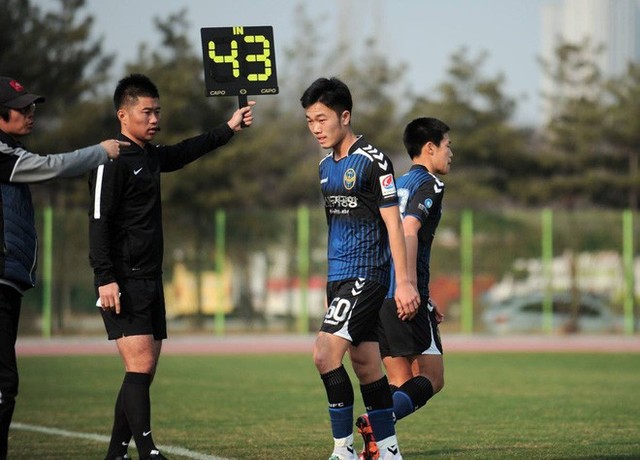 Báo Hàn Quốc: Incheon United cần ra bài học từ thương vụ của Xuân Trường để thành công với Công Phượng - Ảnh 1.