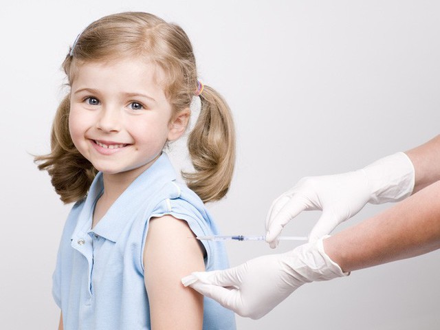 Anti vaccine: Khi có những đứa trẻ chết vì dịch bệnh thì người đau đớn hối hận là cha mẹ còn nhóm truyền bá thì “lặn mất tăm” - Ảnh 3.
