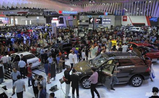 Thị trường ôtô Việt Nam có thể biến động mạnh khiến giá xe tăng - Ảnh 2.