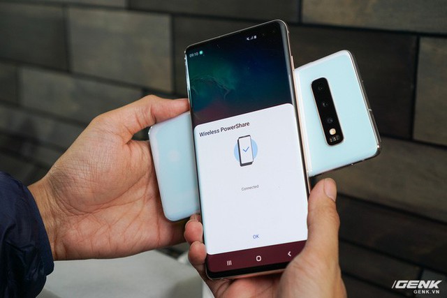 Trên tay Galaxy S10 và S10+: Bước ngoặt mới trong thiết kế smartphone - Ảnh 16.