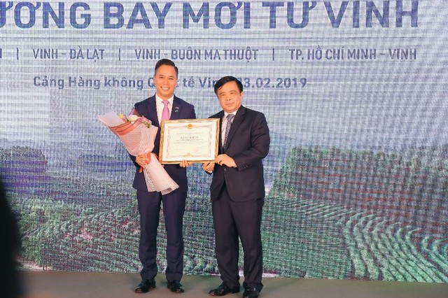 Phó Thủ tướng Vương Đình Huệ bay khai trương đường bay mới của Bamboo Airways tới Vinh - Ảnh 3.