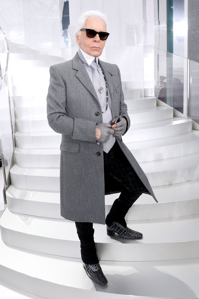 Lễ hỏa táng của huyền thoại Karl Lagerfeld: Công chúa Monaco, tổng biên tạp chí Vogue cùng dàn siêu mẫu đến tiễn đưa - Ảnh 1.