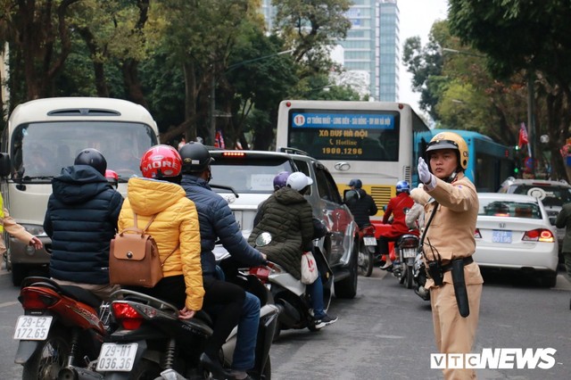 Hà Nội đưa xe bọc thép, Hummer chống đạn tăng cường an ninh trước thềm hội nghị Mỹ - Triều - Ảnh 1.