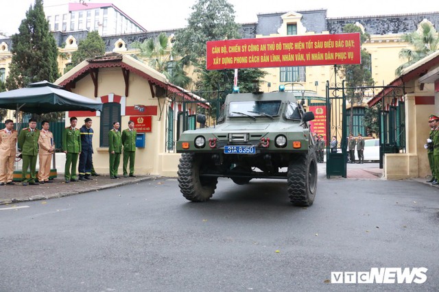 Hà Nội đưa xe bọc thép, Hummer chống đạn tăng cường an ninh trước thềm hội nghị Mỹ - Triều - Ảnh 9.