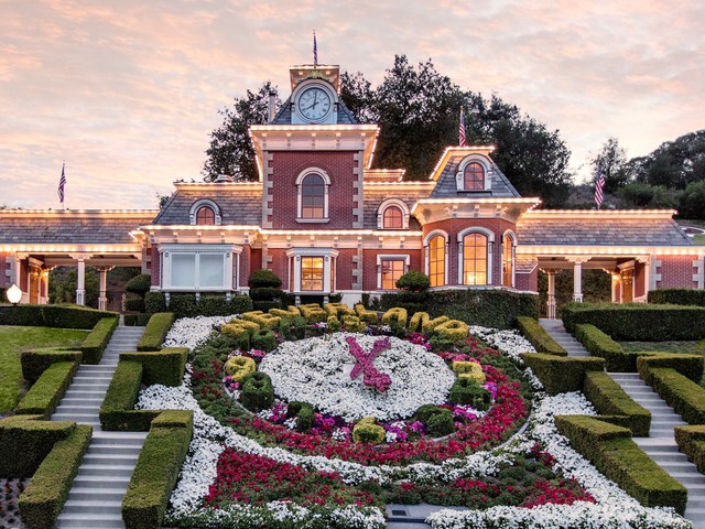 Hình ảnh đầy mê hoặc của trang trại được ví như xứ sở thần tiên trong chuyện cổ Disney, nơi ông hoàng nhạc Pop từng bỏ hàng triệu USD để sở hữu - Ảnh 6.