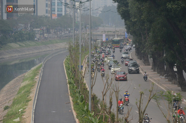 Hà Nội: Cận cảnh tuyến đường dài 4km cạnh sông Tô Lịch chỉ dành cho người đi bộ và xe đạp - Ảnh 1.