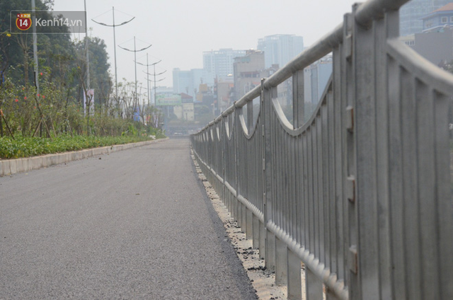 Hà Nội: Cận cảnh tuyến đường dài 4km cạnh sông Tô Lịch chỉ dành cho người đi bộ và xe đạp - Ảnh 6.