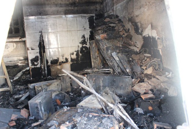  Cận cảnh hiện trường vụ hỏa hoạn khiến 3 người chết cháy ở Bà Rịa - Vũng Tàu - Ảnh 6.
