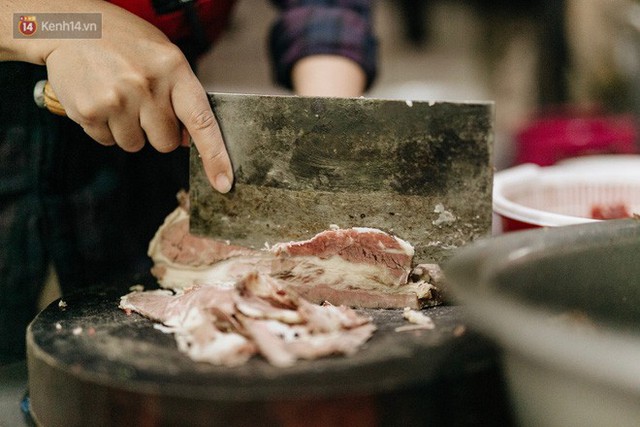 Sự trùng hợp gây hiểu nhầm ở Hà Nội suốt hàng chục năm: 2 ông cùng tên Thìn, cùng bán phở nhưng chẳng ai nhái ai - Ảnh 9.