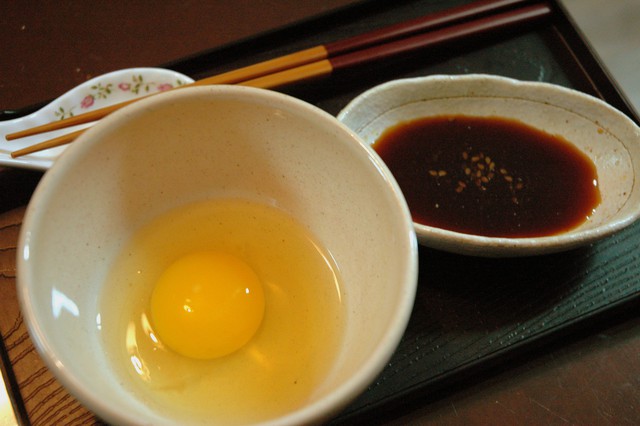 Trứng gà Nhật Bản có gì thần thánh mà lại có loại lên đến 100k/quả? - Ảnh 2.