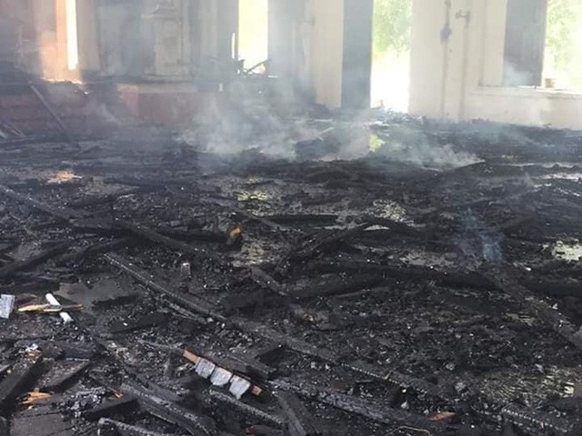  Cháy lớn ở nhà thờ, thiêu rụi nhiều tài sản bên trong - Ảnh 6.