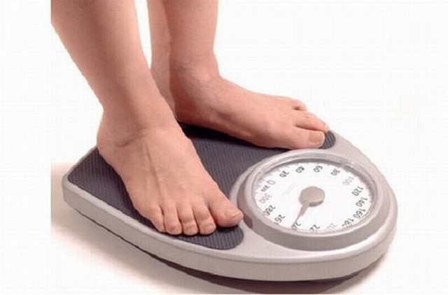 Người phụ nữ 26 tuổi bị ung thư: Bác sĩ cảnh báo có những phương pháp giảm cân ngàn vạn lần không nên lạm dụng - Ảnh 1.