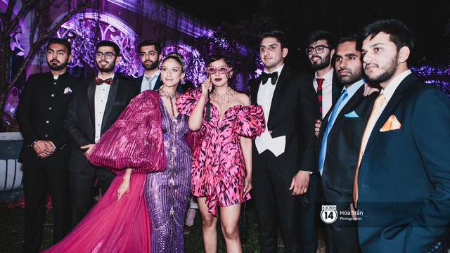 Cặp đôi tỷ phú Ấn Độ lộng lẫy cùng các khách mời đại gia vào đêm tiệc Pink Party đầu tiên ở Phú Quốc - Ảnh 8.