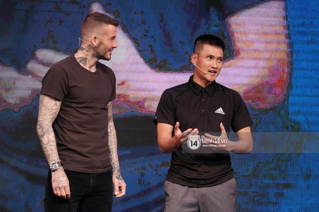 Khoảnh khắc hiếm có: Lần đầu tiên David Beckham, Công Vinh, Duy Mạnh hội ngộ trong một khung hình - Ảnh 2.