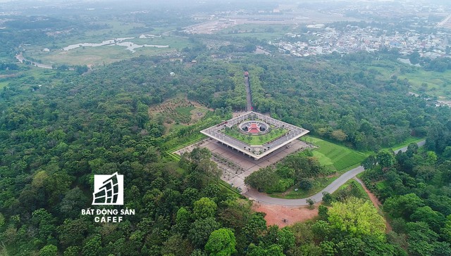 Toàn cảnh siêu dự án khu văn hoá đền Hùng TPHCM sau hơn 20 năm xây dựng - Ảnh 8.