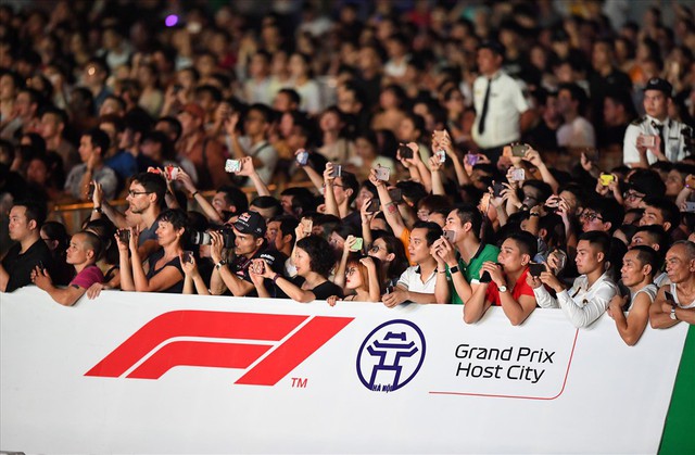 Vé xem F1 ở Hà Nội có giá từ 1,7 triệu đồng  - Ảnh 1.