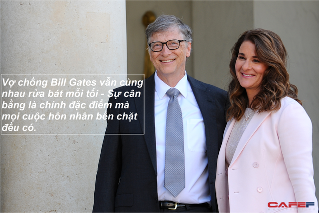 Kết hôn 25 năm vẫn cùng nhau rửa bát mỗi tối, bí quyết giữ lửa hôn nhân của vợ chồng tỷ phú Bill Gates cực đơn giản, người bạn đời tinh tế một chút đều có thể làm được - Ảnh 1.