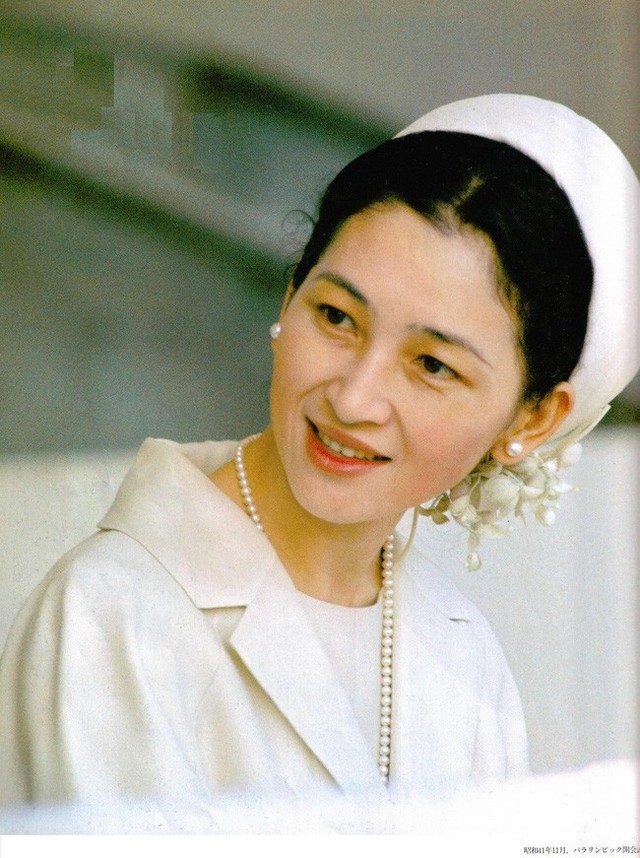 Những nữ nhân tài sắc vẹn toàn của Hoàng gia Nhật: Từ Hoàng hậu đến Công chúa ai cũng 10 phân vẹn mười, học vấn cao, hiểu biết hơn người - Ảnh 1.