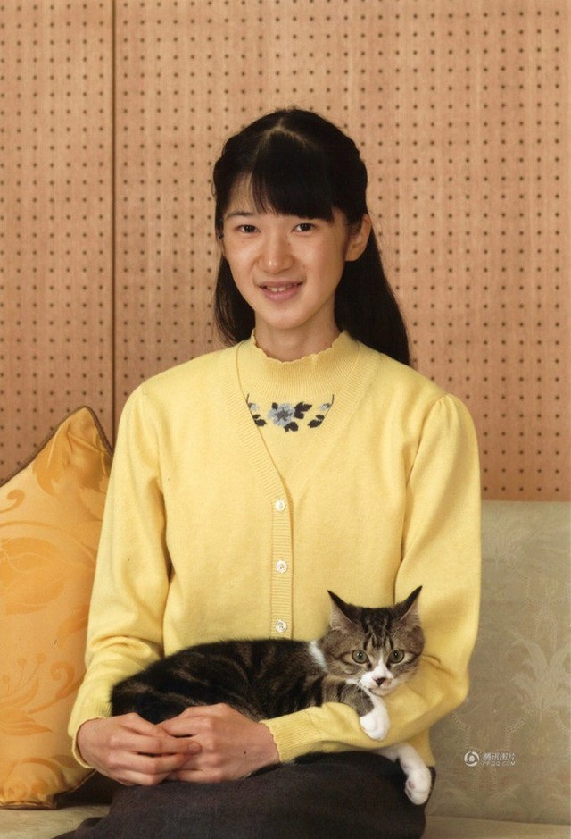 Công chúa Aiko - con gái duy nhất của Thái tử Naruhito: Từ đứa bé xinh xắn từng bị bắt nạt đến thiếu nữ tài giỏi sống tự lập - Ảnh 12.