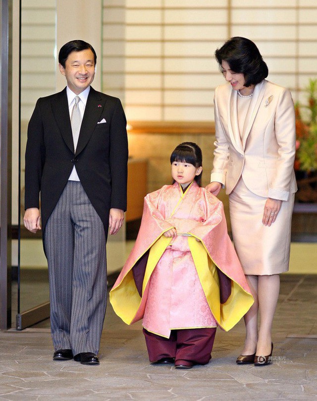 Công chúa Aiko - con gái duy nhất của Thái tử Naruhito: Từ đứa bé xinh xắn từng bị bắt nạt đến thiếu nữ tài giỏi sống tự lập - Ảnh 3.