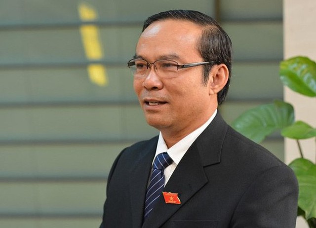 Phó Đoàn ĐBQH Đà Nẵng: Đúng là bây giờ không ai tin hành động đó là nựng nhưng đó là trả lời của họ - Ảnh 1. Phó Đoàn ĐBQH Đà Nẵng: Đúng là bây giờ không ai tin hành động đó là nựng nhưng đó là trả lời của họ - Ảnh 1.